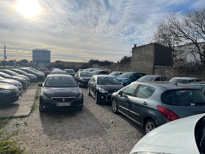 Om Autos 84 Vendeur De Voitures D'occasion à Vedène