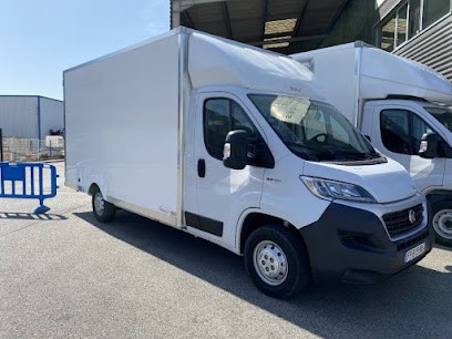 Urbia Bordeaux - Vente Utilitaires D'Occasion 20m3, 30m3 Secs Et Frigos, Vendeur de Voitures d'Occasion à Saint-Médard-d'Eyrans