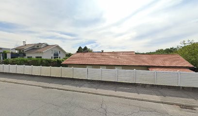 RMI Buses, Vendeur de Voitures d'Occasion à Ville-la-Grand