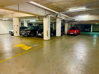 Parking AVE, Vendeur de Voitures d'Occasion à Paris 17