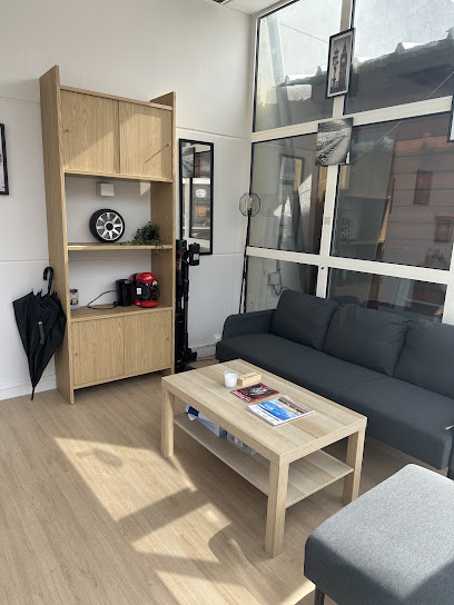 Autonova78, Vendeur De Voitures D'occasion aux Mureaux