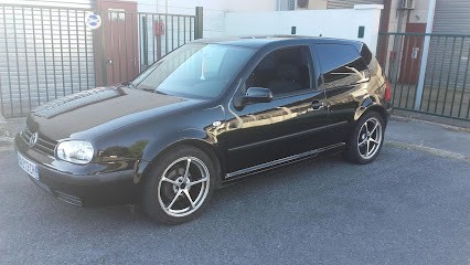 Ar Auto, Vendeur de Voitures d'Occasion à Pusignan