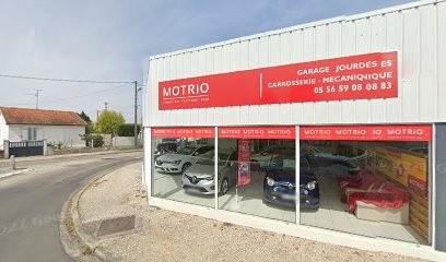 Colette, Vendeur de Voitures d'Occasion à Pauillac