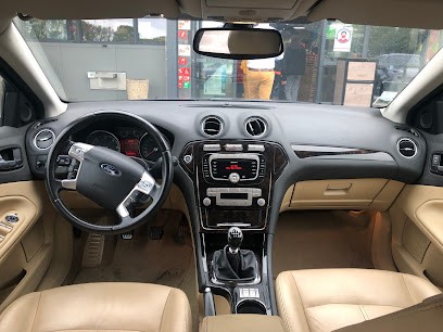 Performance Auto, Vendeur de Voitures d'Occasion à Saint-Hilaire-de-Chaléons